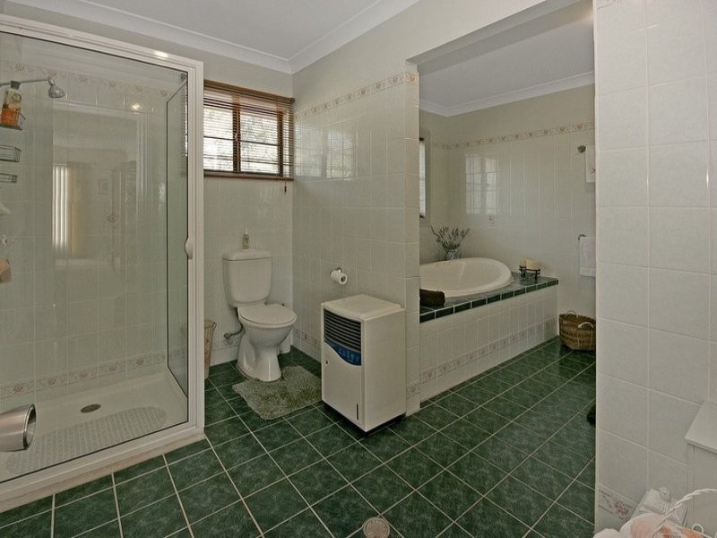 12 Towrang Avenue, Batemans Bay NSW 2536