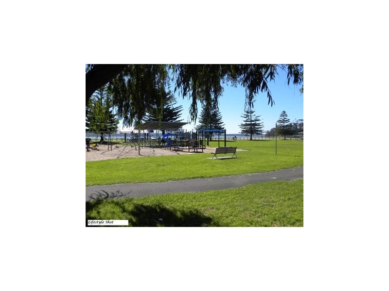 36 Clare Crescent, Batehaven NSW 2536