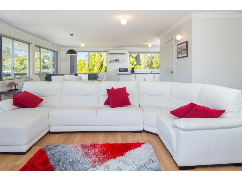 569 George Bass  Drive, Malua Bay NSW 2536