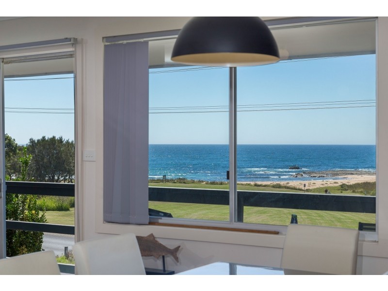 569 George Bass  Drive, Malua Bay NSW 2536