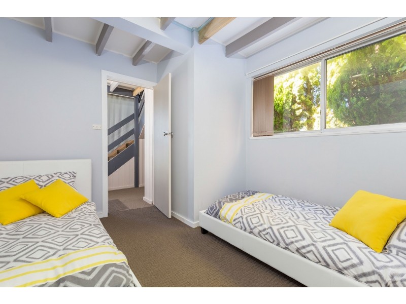 569 George Bass  Drive, Malua Bay NSW 2536