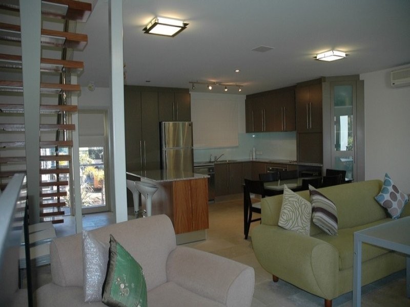2/16 Wimbin Avenue, Malua Bay NSW 2536