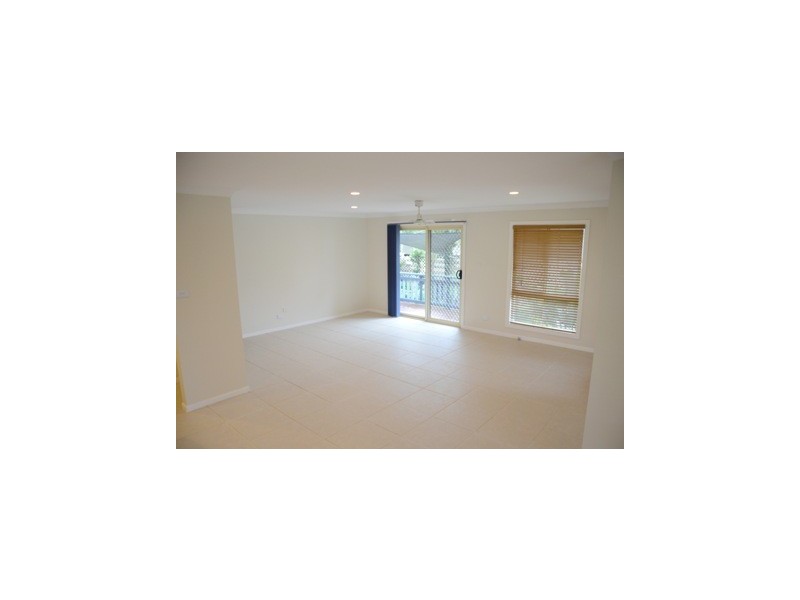 13 Palana Street, Surfside NSW 2536