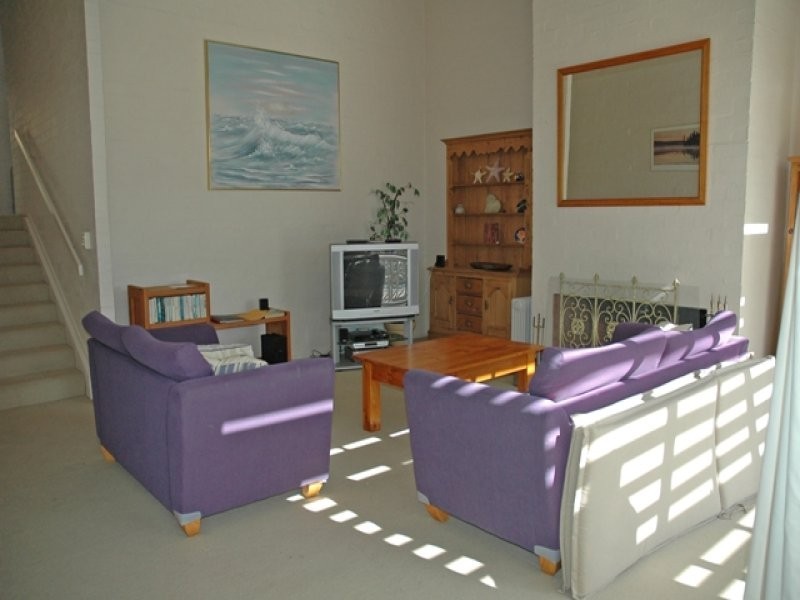 76 Yugura Street, Malua Bay NSW 2536