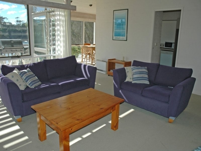 76 Yugura Street, Malua Bay NSW 2536