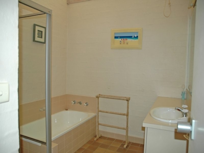 76 Yugura Street, Malua Bay NSW 2536