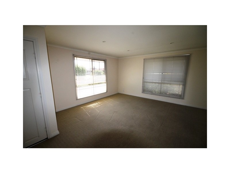 6 Barber Street, Kingston Se SA 5275