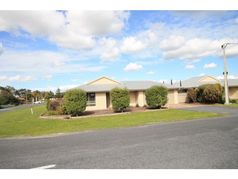 6 Barber Street, Kingston Se SA 5275