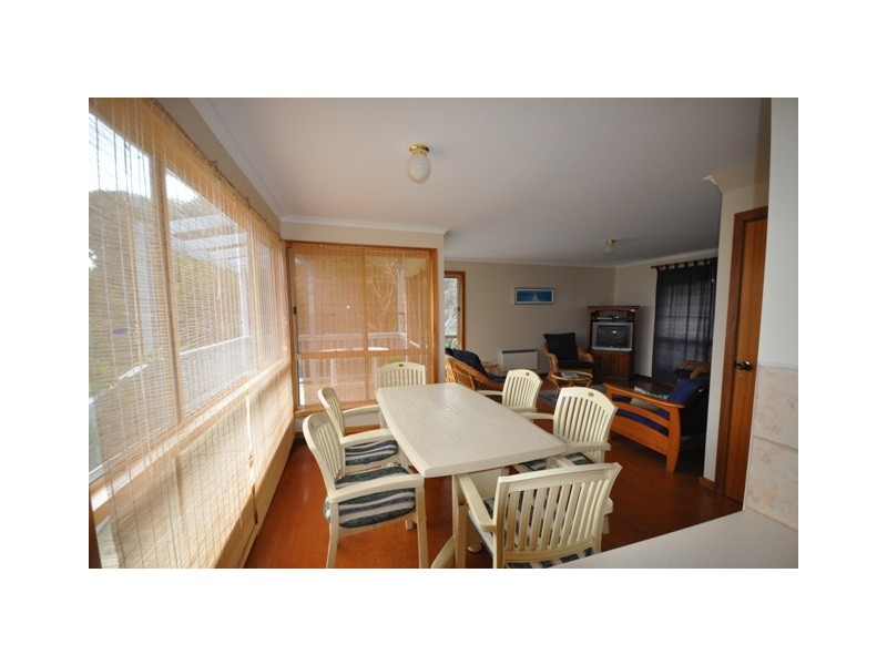 11 Ryan Terrace, Robe SA 5276