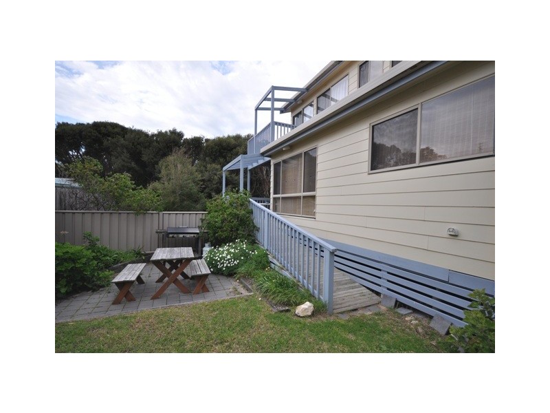 11 Ryan Terrace, Robe SA 5276