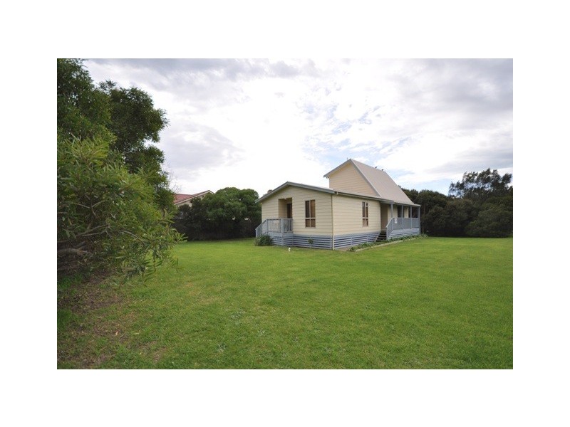 11 Ryan Terrace, Robe SA 5276