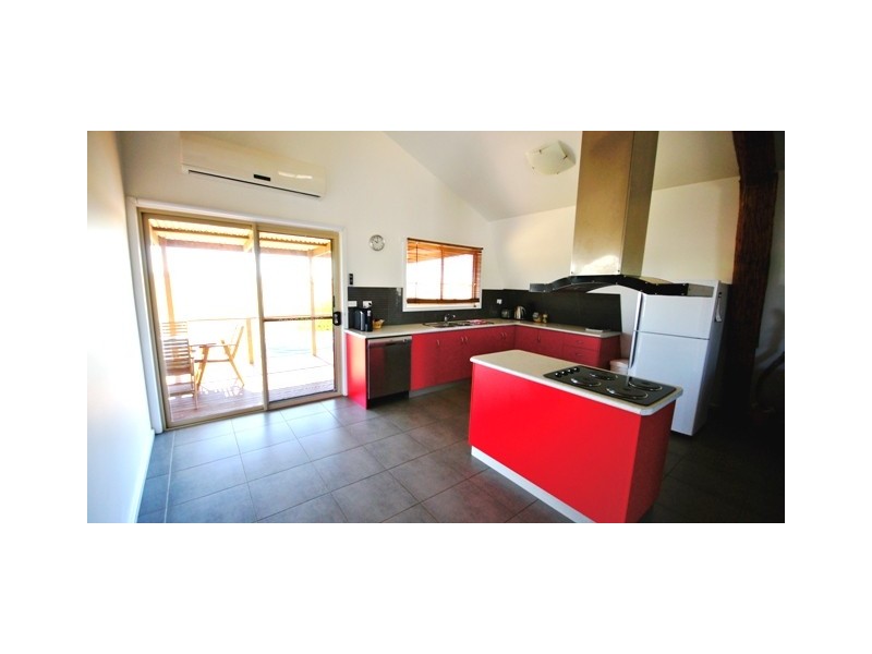 11 Sail Street, Boatswain Point SA 5275