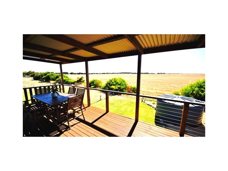 11 Sail Street, Boatswain Point SA 5275