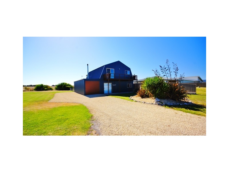 11 Sail Street, Boatswain Point SA 5275