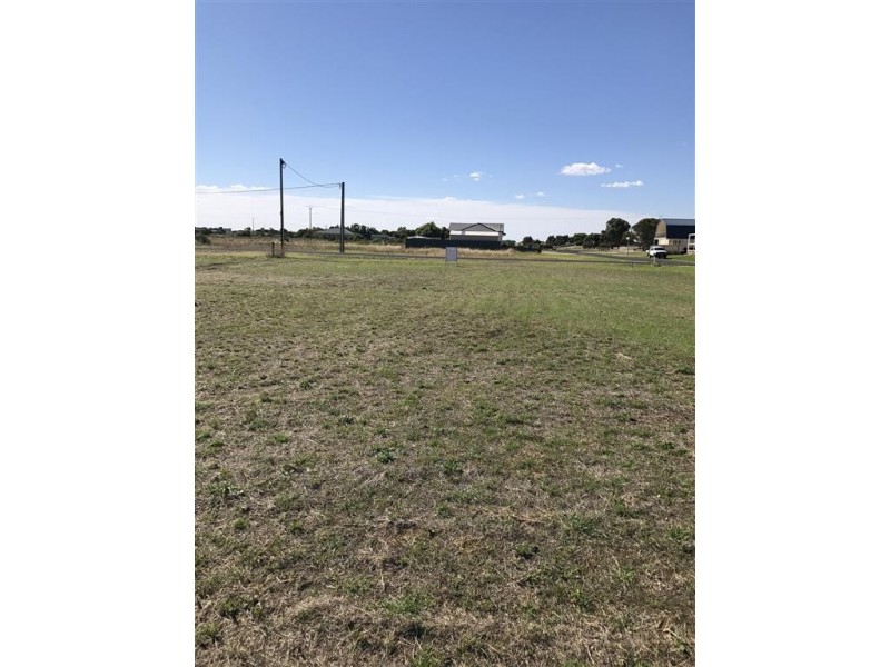 27 Clarke Street, Kingston Se SA 5275