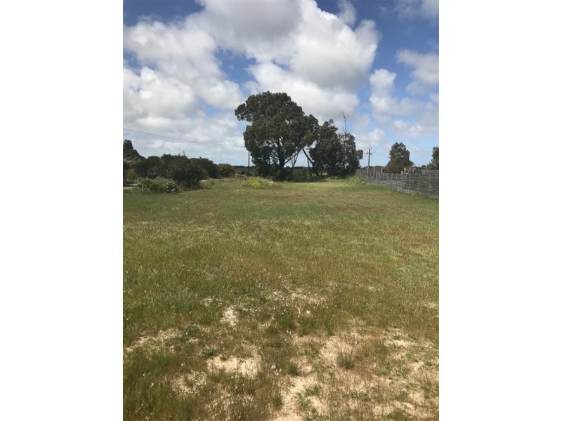 33 Southern Ports Highway, Robe SA 5276