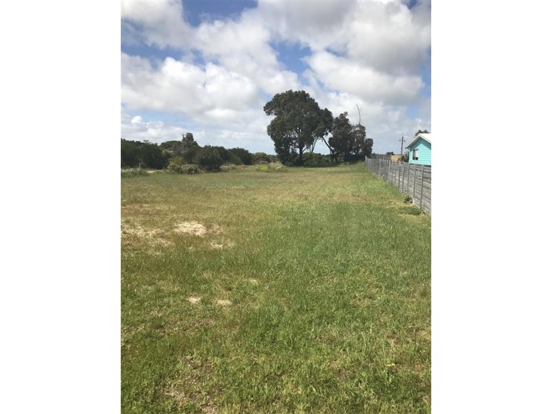 33 Southern Ports Highway, Robe SA 5276