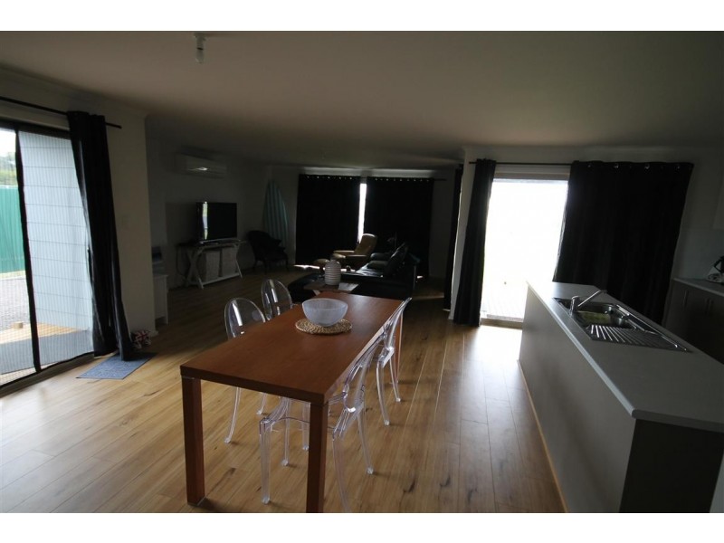 22 Mary Ellen Court, Robe SA 5276