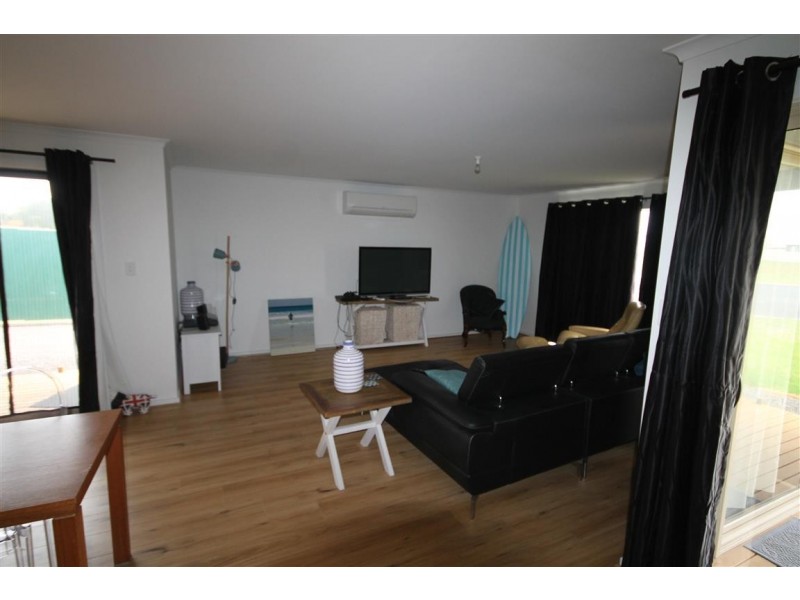 22 Mary Ellen Court, Robe SA 5276