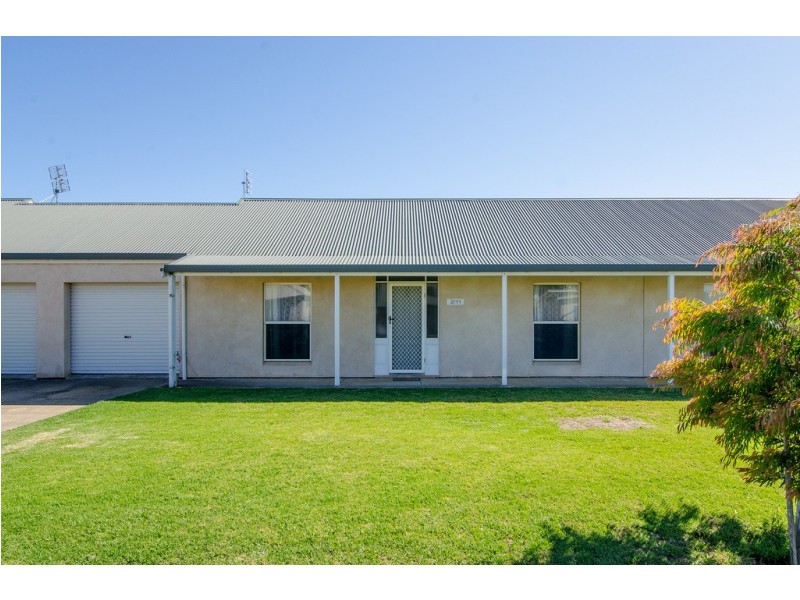 2/11 Lord Syleham Street, Robe SA 5276