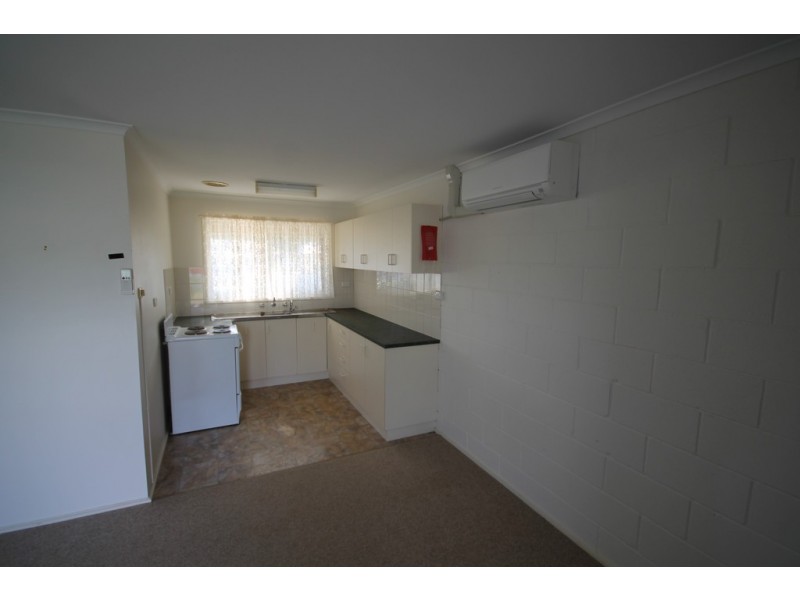 4 / 30 McFarlane St, Kingston Se SA 5275