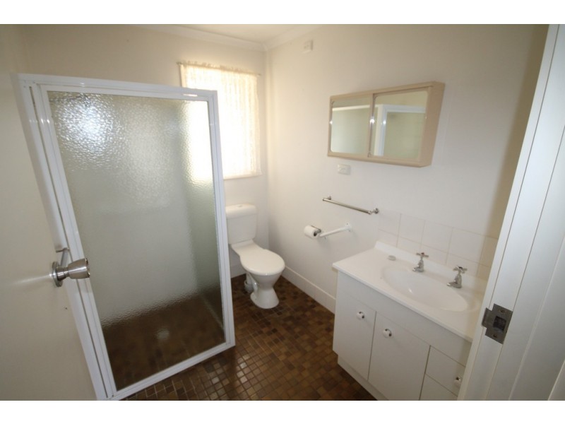 4 / 30 McFarlane St, Kingston Se SA 5275