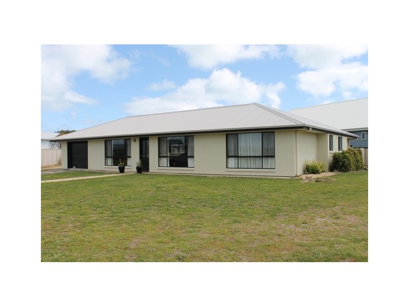 37 Lapwing Avenue, Robe SA 5276