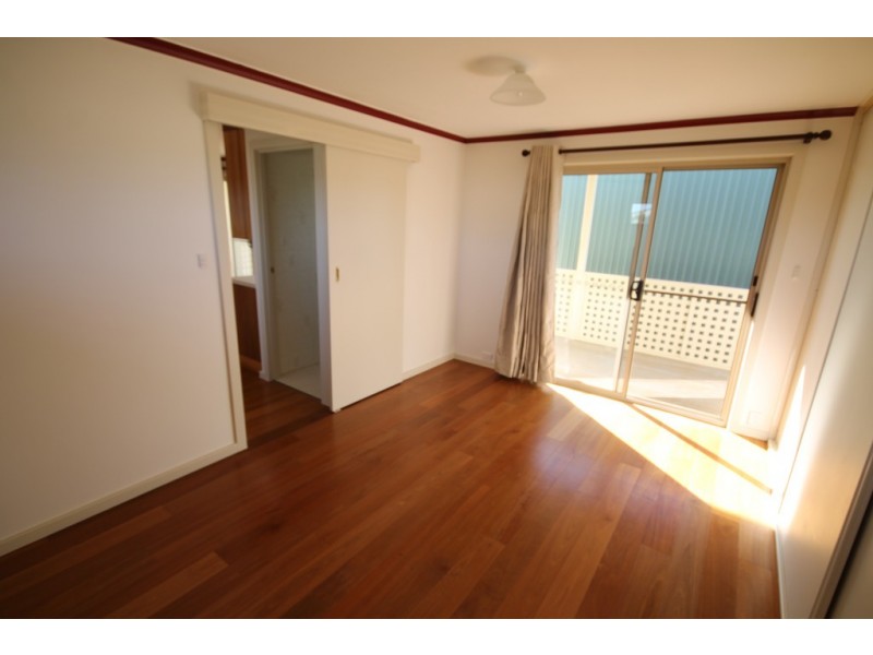3 RESERVE RD, Boatswain Point SA 5275