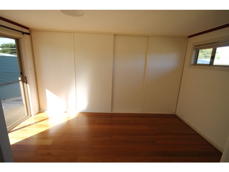 3 RESERVE RD, Boatswain Point SA 5275