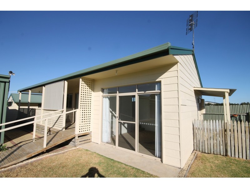 3 RESERVE RD, Boatswain Point SA 5275