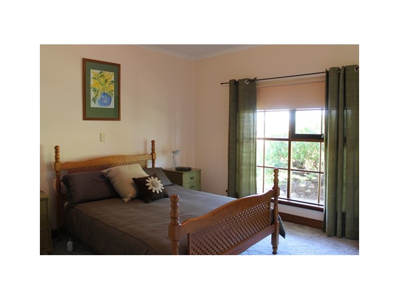 4 Sargent Close, Robe SA 5276