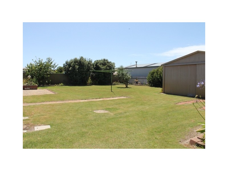 4 Sargent Close, Robe SA 5276