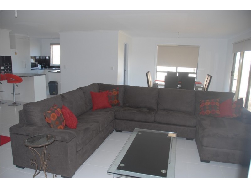 7 Shipard Court, Robe SA 5276