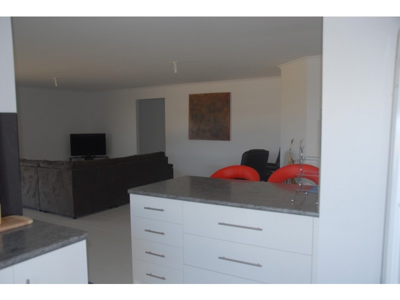 7 Shipard Court, Robe SA 5276