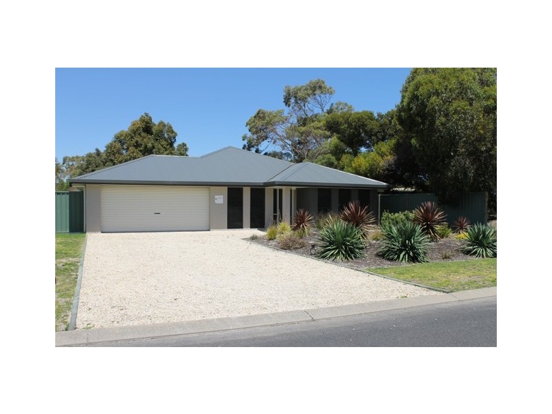 4 Powell Avenue, Robe SA 5276