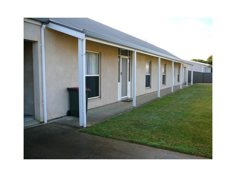 2 / 11 Lord syleham St, Robe SA 5276