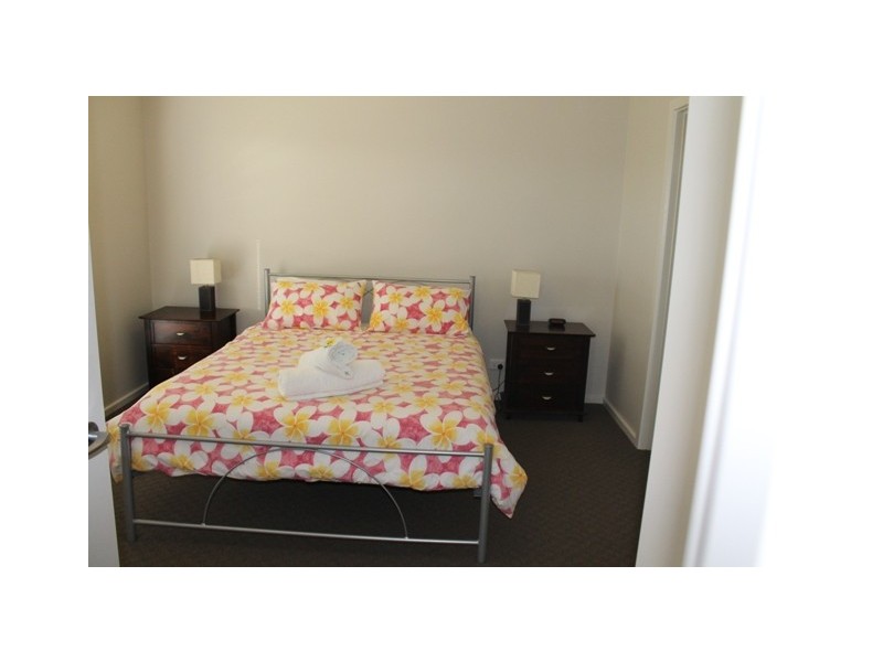 Unit 8 38-40 Lord Syleham Street, Robe SA 5276