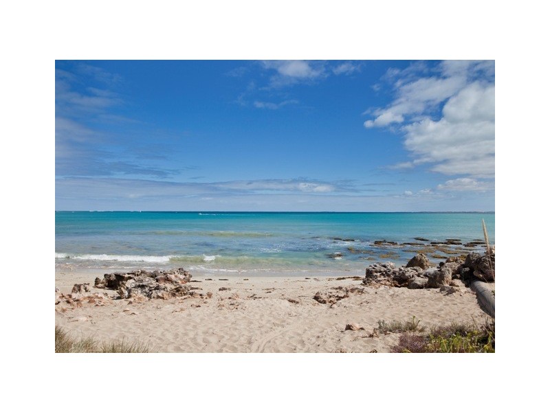 3 Robson Street, Robe SA 5276