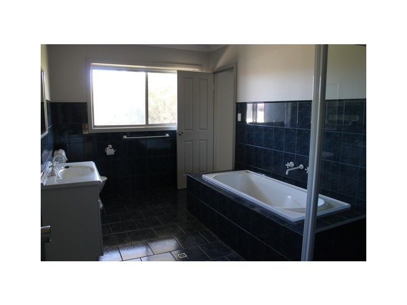 2 Old School Court, Kingston Se SA 5275