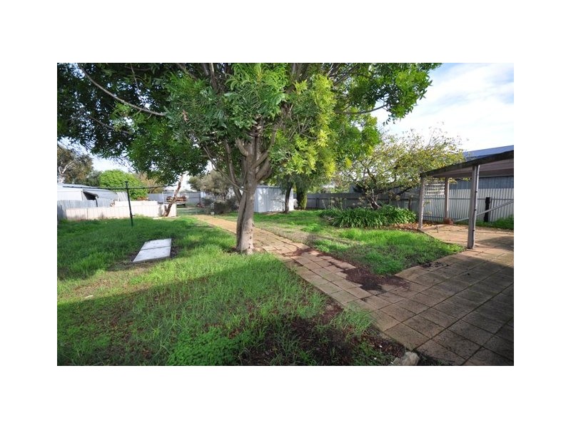 8 Cameron Street, Kingston Se SA 5275