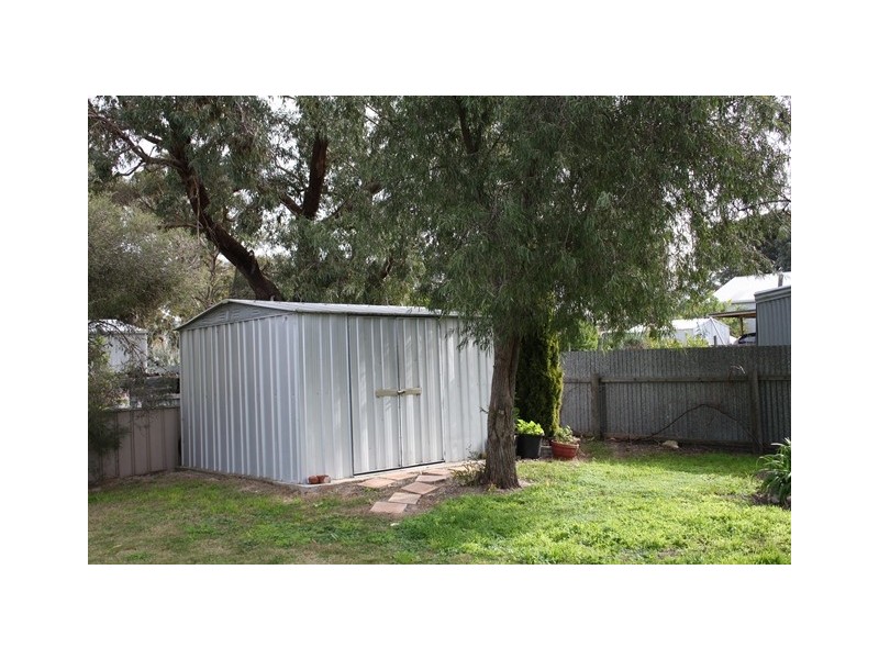 8 Cameron Street, Kingston Se SA 5275