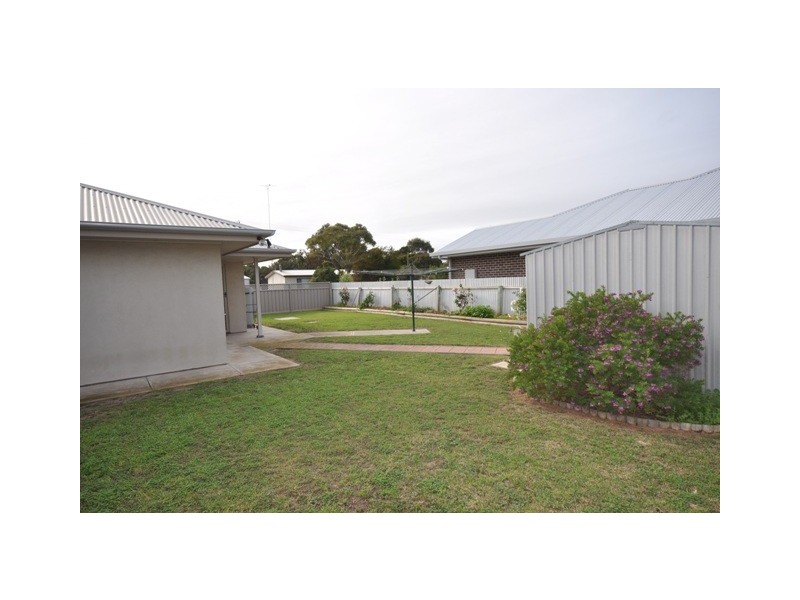 6 Barber Street, Kingston Se SA 5275