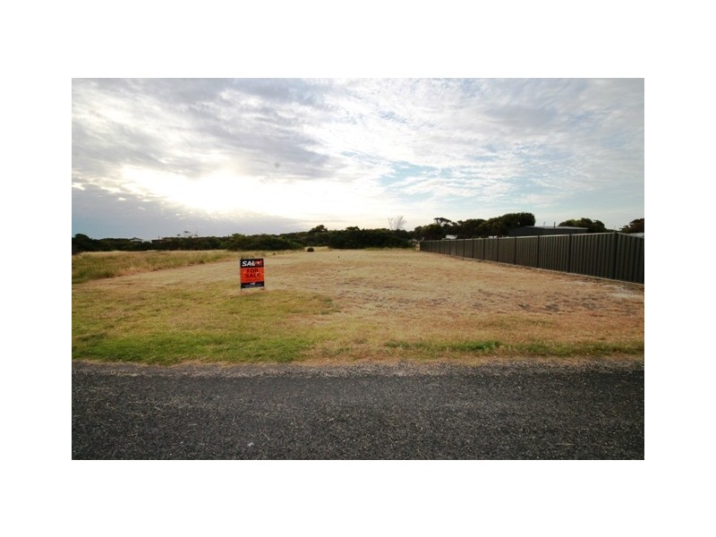 10 Sail Street, Boatswain Point SA 5275