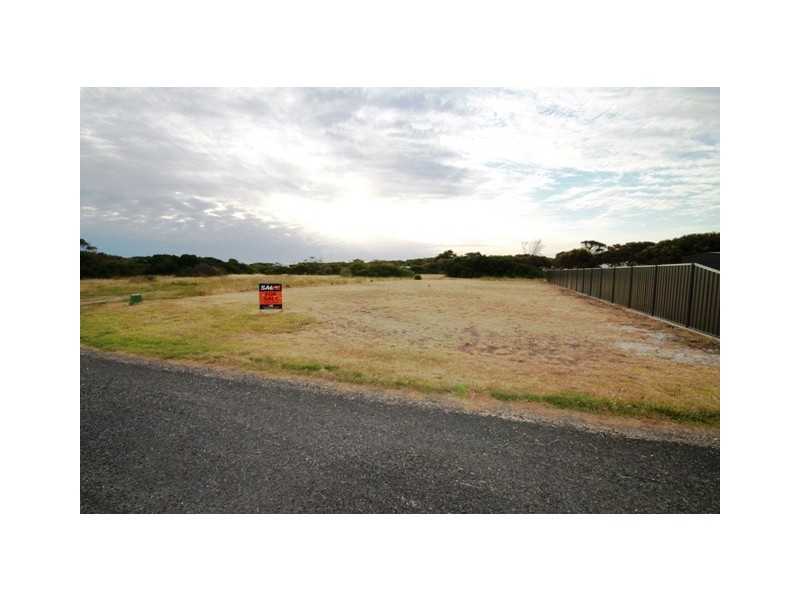 10 Sail Street, Boatswain Point SA 5275