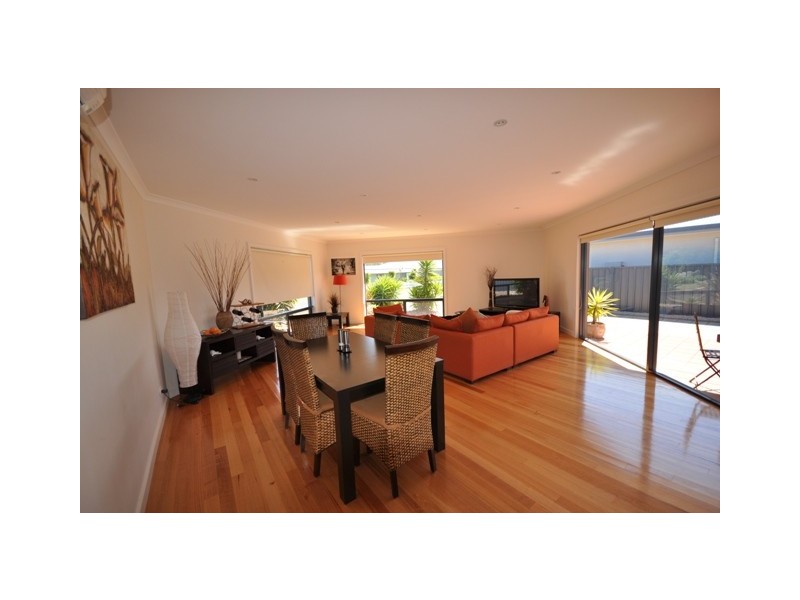 4B Lapwing Ave, Robe SA 5276