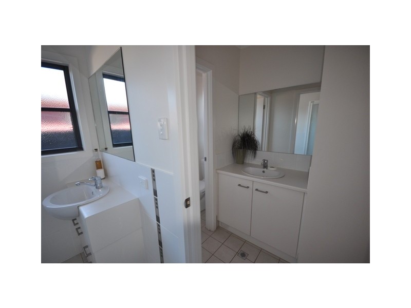 4B Lapwing Ave, Robe SA 5276