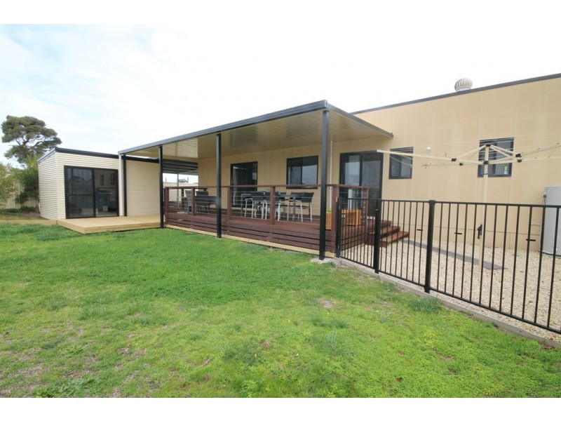 8 DeGuichen dr, Robe SA 5276