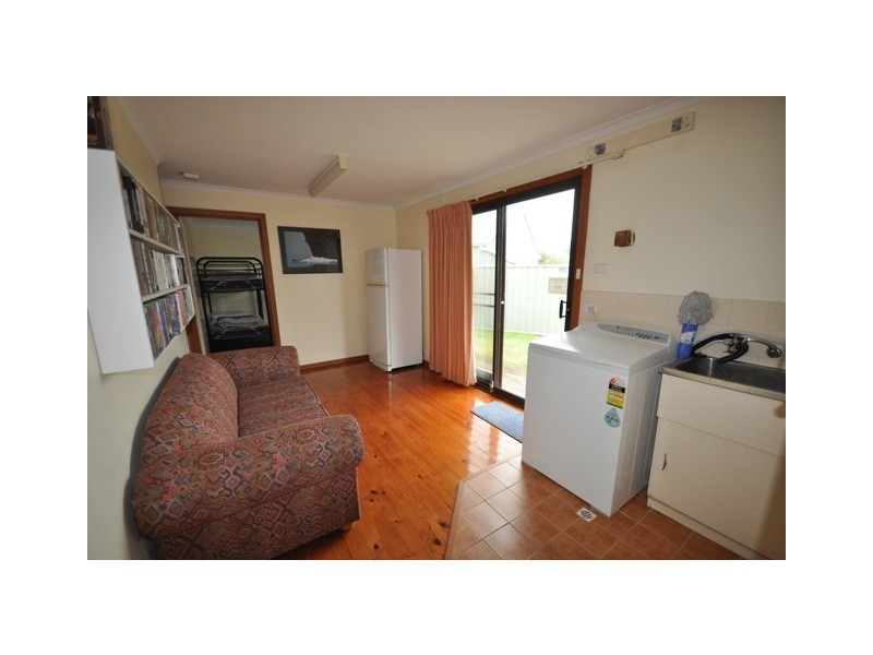 9 Lapwing Ave, Robe SA 5276