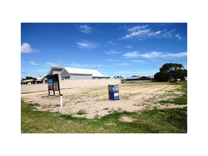 2 Lord Syleham Street, Robe SA 5276