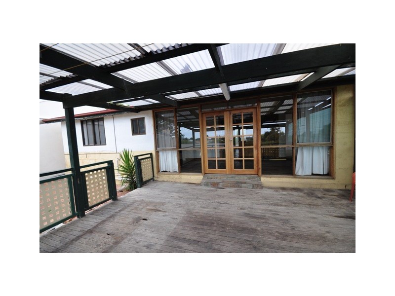 22 McFarlane Street, Kingston Se SA 5275